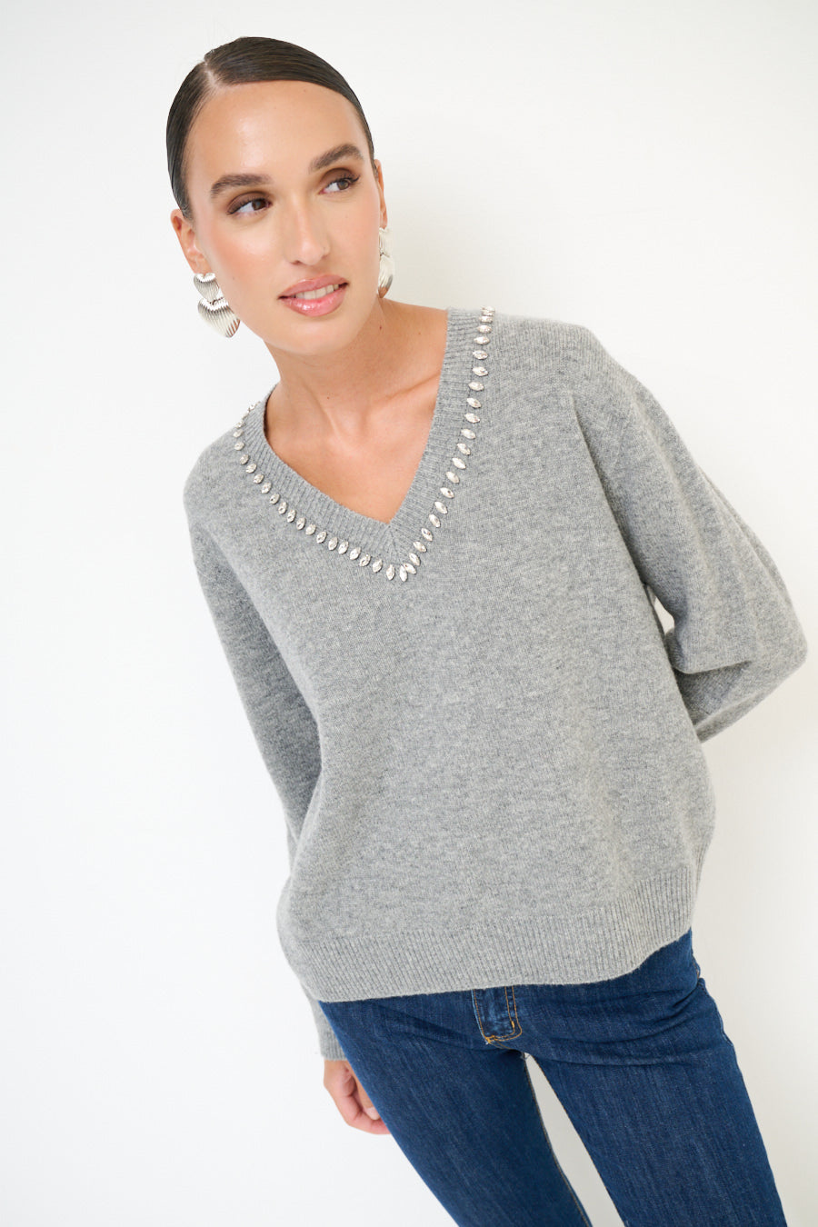 Vittoria V-neck Crystal Detail Cashmere-blend Sweater - one size