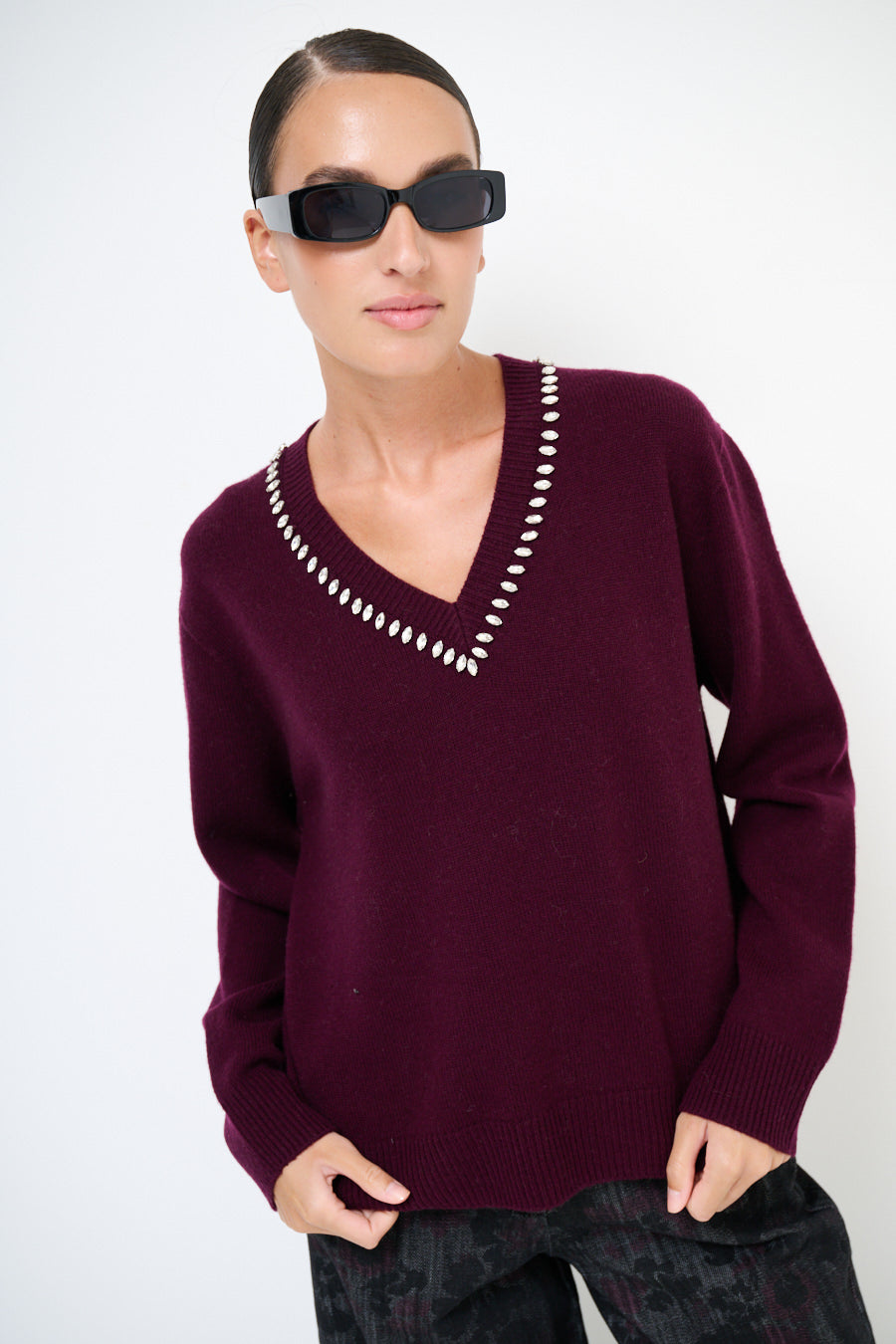 Vittoria V-neck Crystal Detail Cashmere-blend Sweater - one size